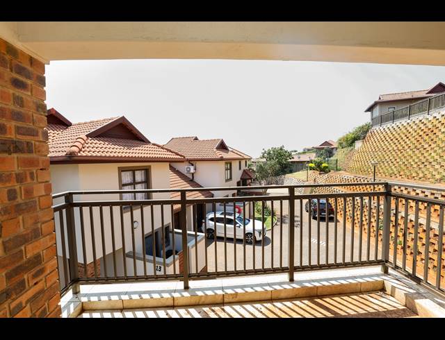 2 BEDROOM APARTMENT FOR SALE IN IZINGA ESTATE